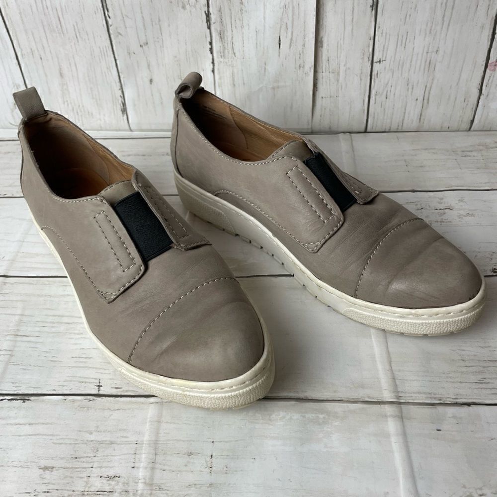 Biala Lea Burnished Leather Minimalist Slip On Sneakers Sz 36 US 6 Pointed Toe